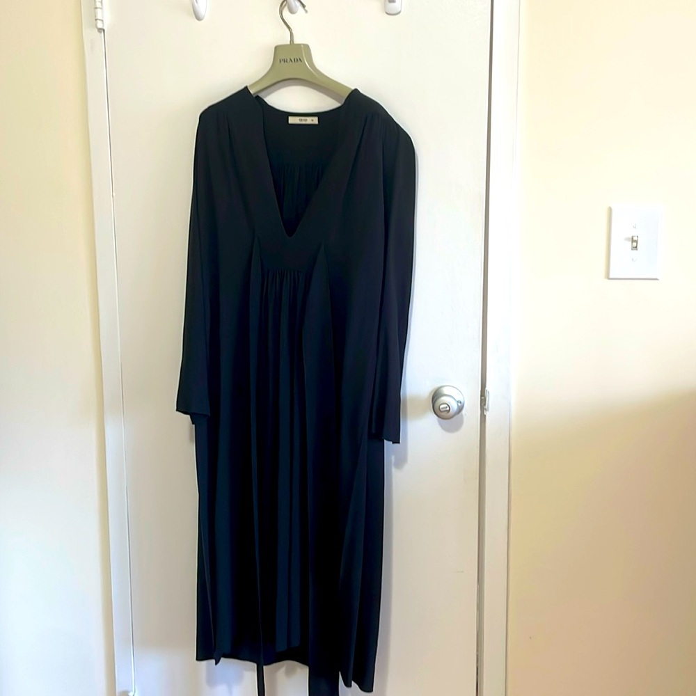 Prada Fall/Winter 2001 Belted Black Crêpe midi-dress